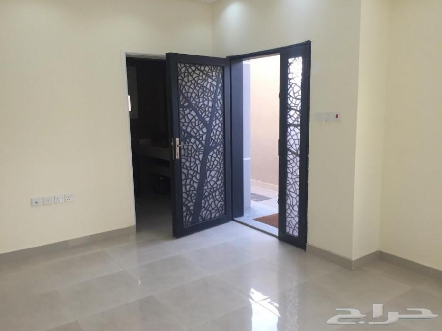 للبيع فلل فاخرة بحي الياسمين في الرياض