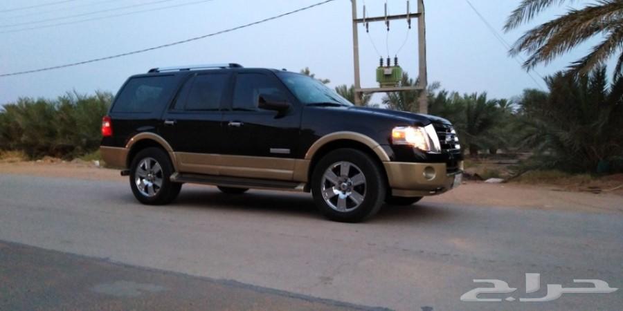 فورد اكسبديشن موديل 2007 فل أسود