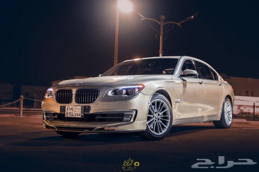 مصور اعلانات السيارات بأحترافية