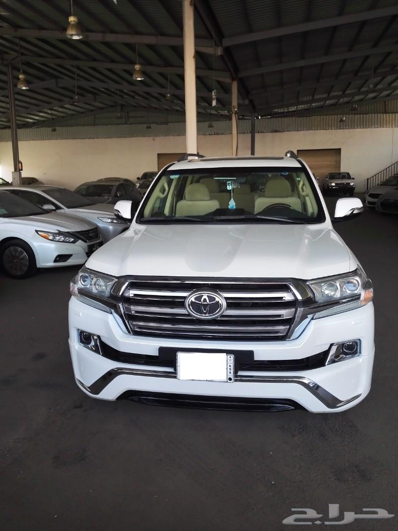 لاندكروزر GXR3 2016 مستعمل نظيف