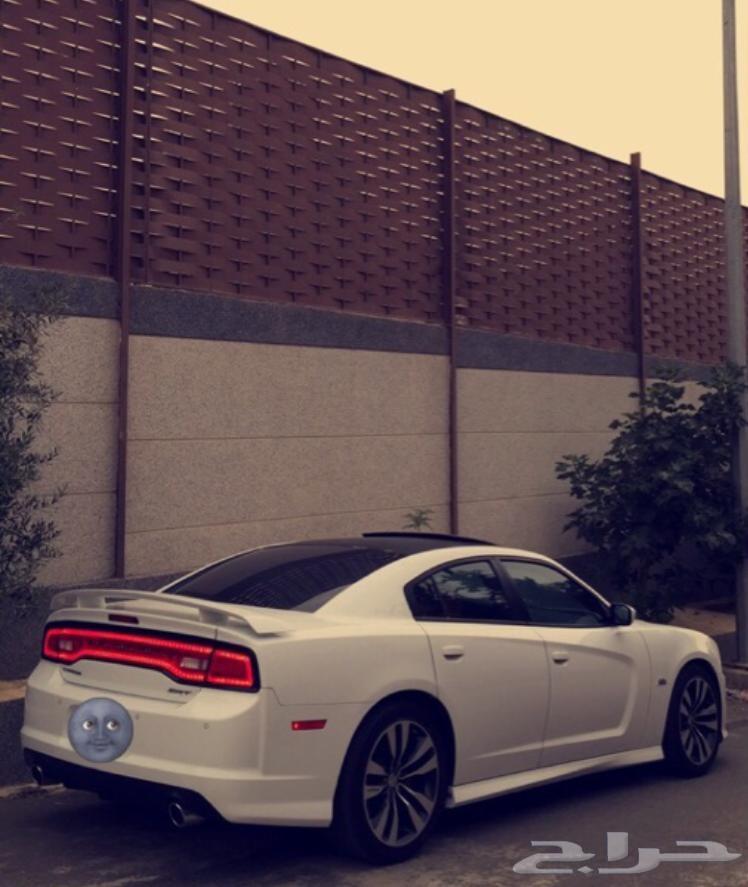 للبيع تشارجر SRT8 نظيفه جدا