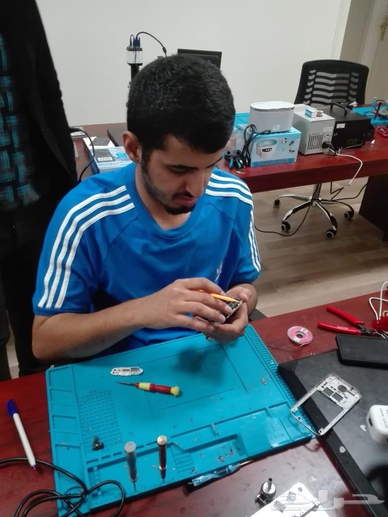 (عرض الأسبوع ) دورة صيانة الجوالات الشاملة