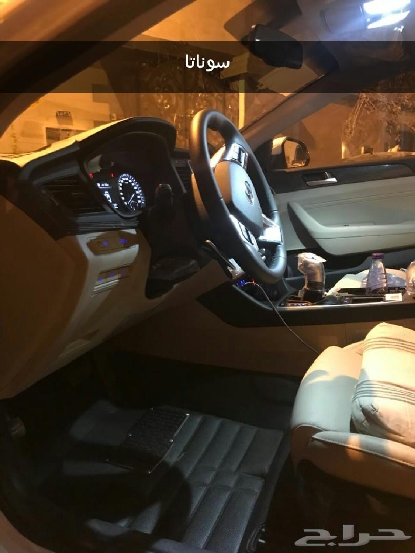 دعاسات وارضيات 5D للسيارات