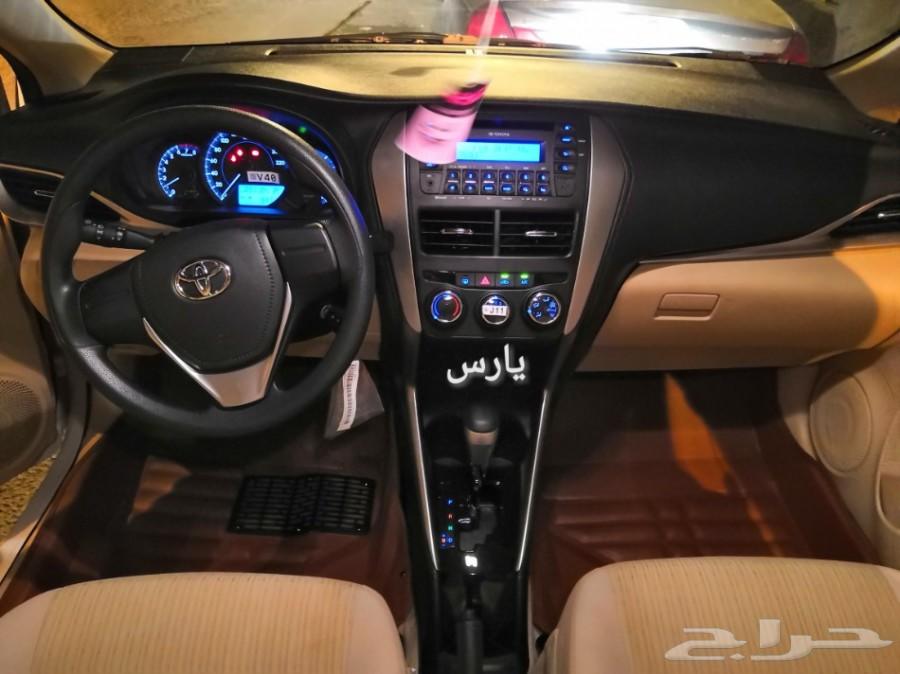 دعاسات وارضيات 5D للسيارات