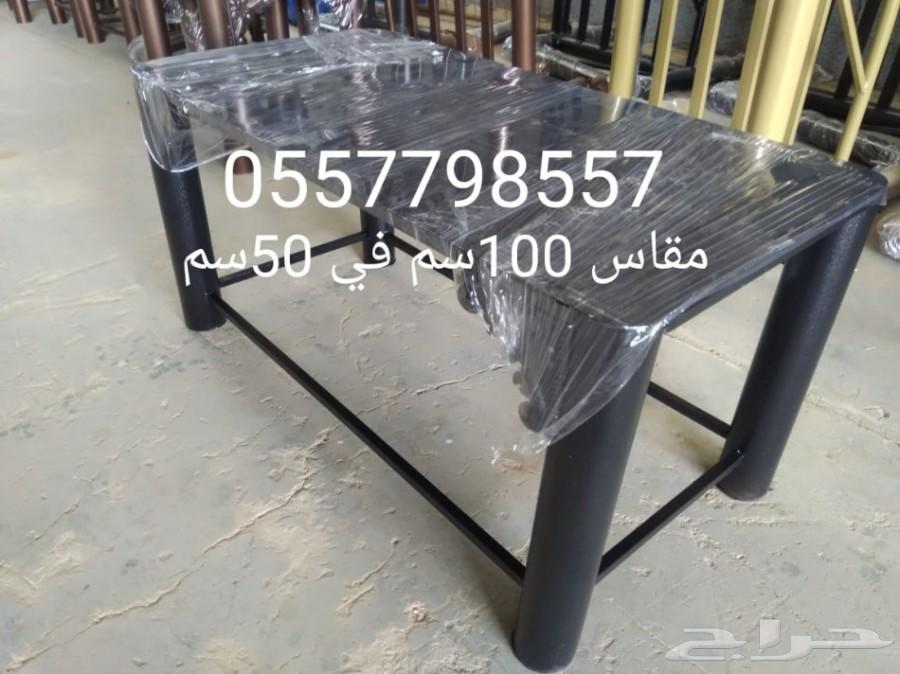 كراسي حديد للجلسات الخارجية والحدايق