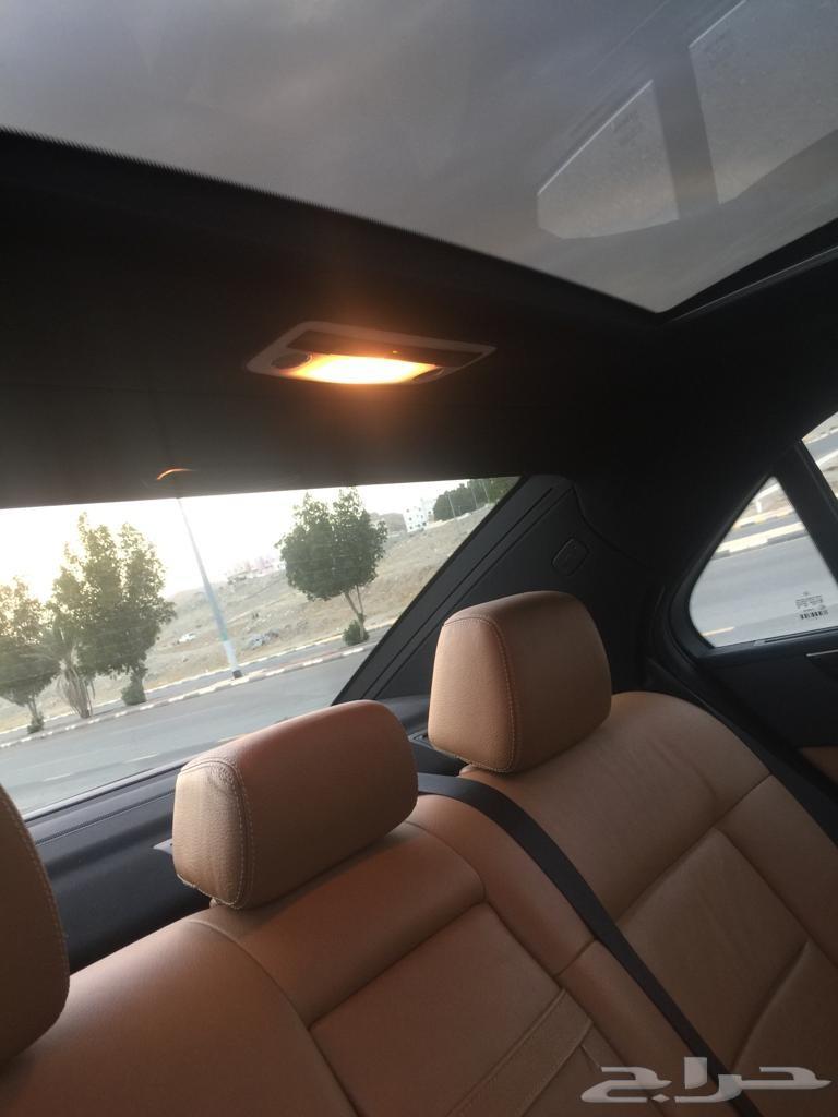 مرسيدس E300
