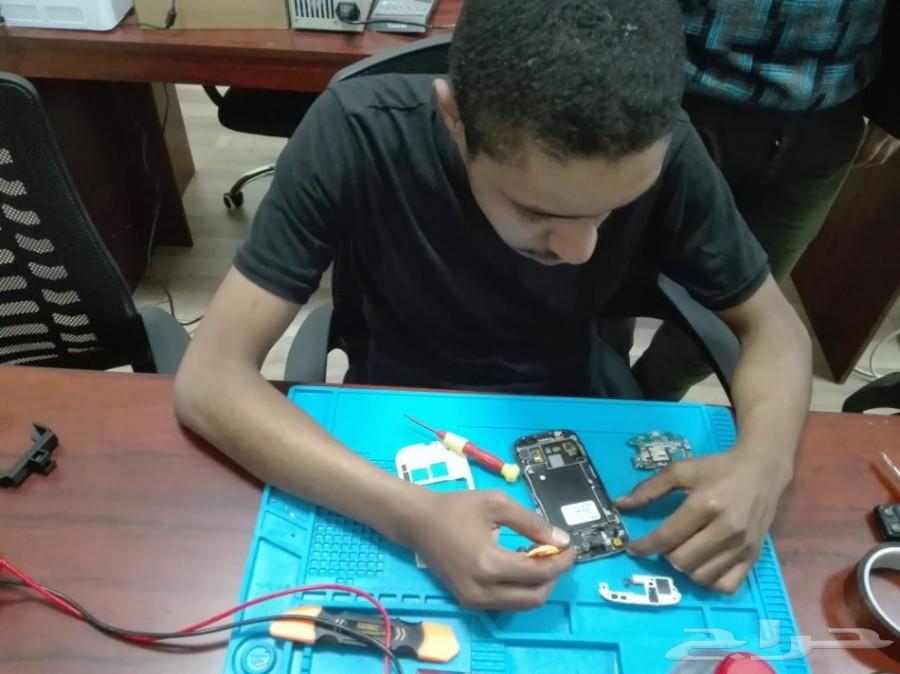 ابدأ الأن دورة صيانة الجوالات (تدريب شامل )