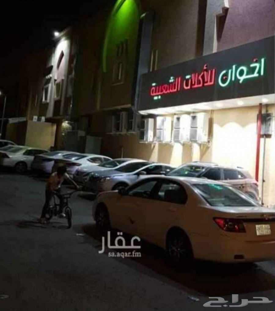 عمارة تجارية2622م عند صناعية الخليج للبيع