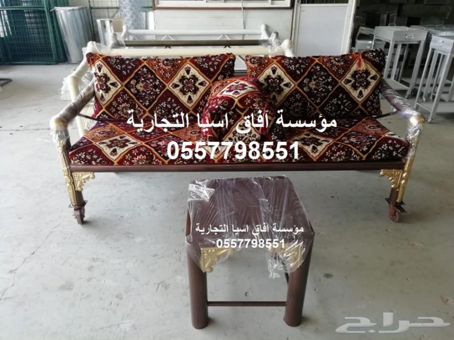 كراسي حديد للحدايق والاحواش