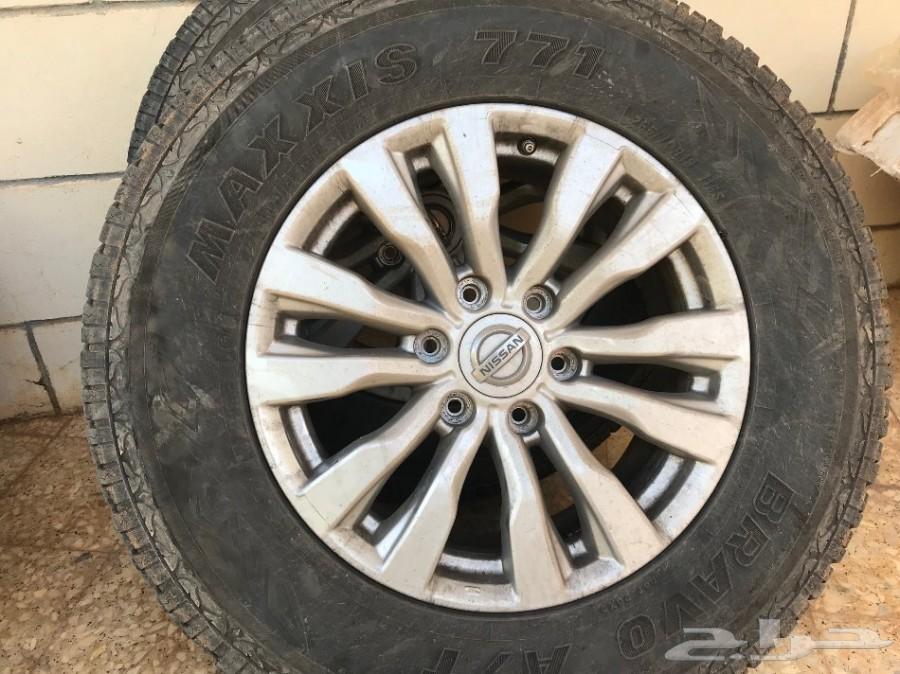 للبيع جنوط باترول وكفرات نص حجريه 18