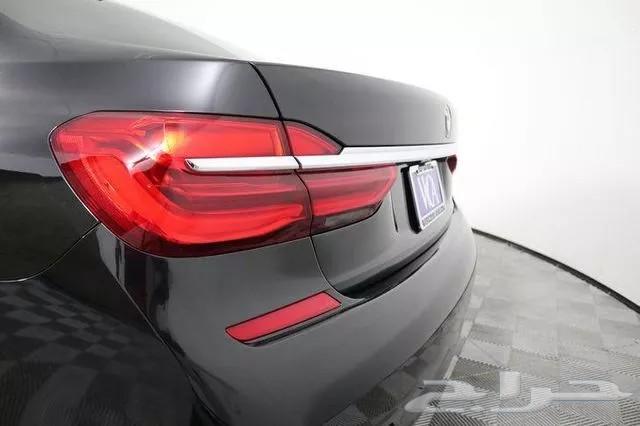 2016 BMW 740 i