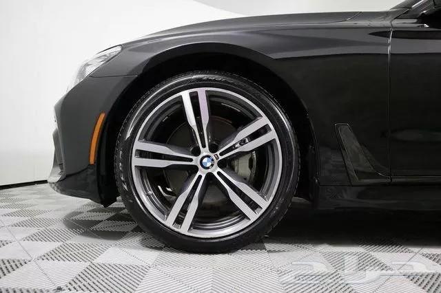 2016 BMW 740 i
