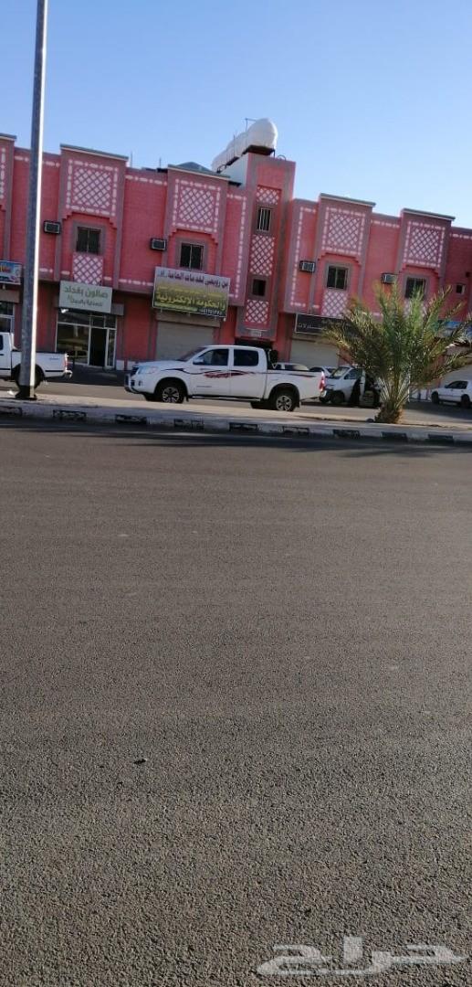 محل تجاري بالعزيزيه ت10