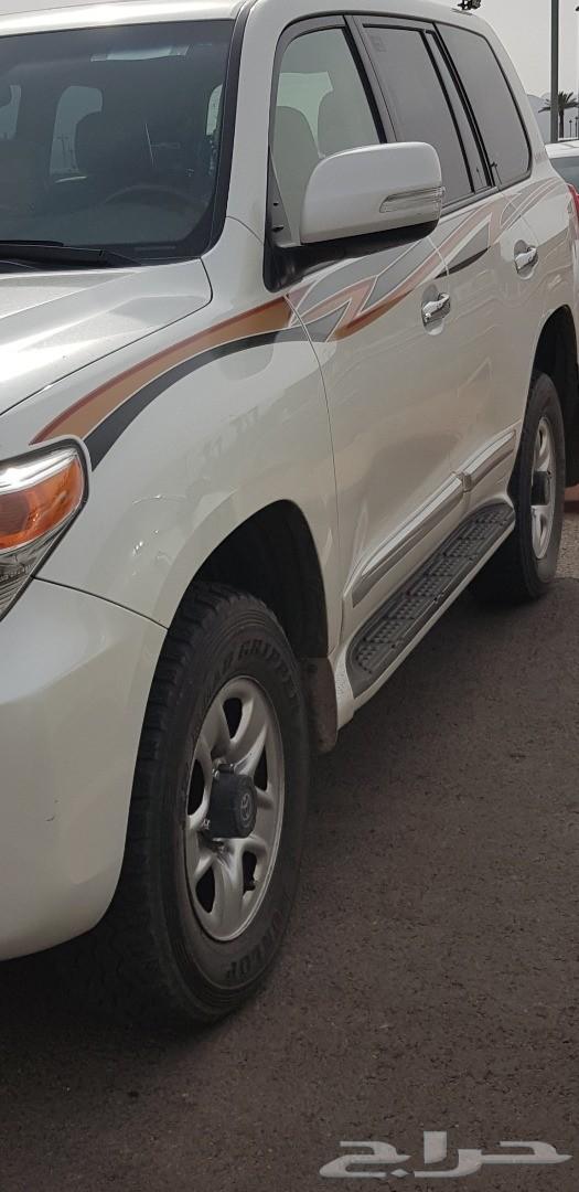 خطوط لاندكروزر 2015 برريمي أصلي وكالة بالضمان