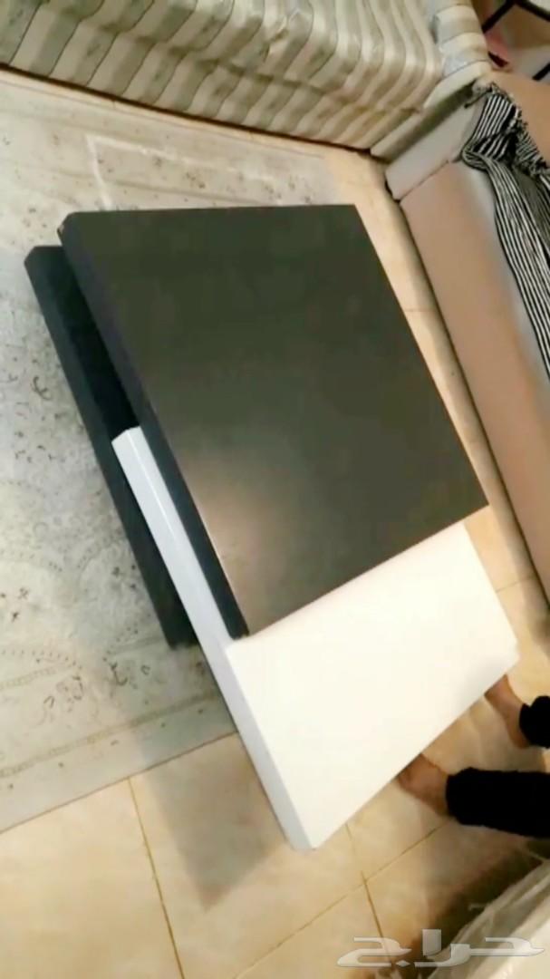 طاولات أثاث