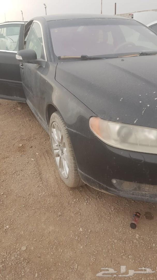 للبيع قطع غيار فولفو s80 v8 موديل 2007