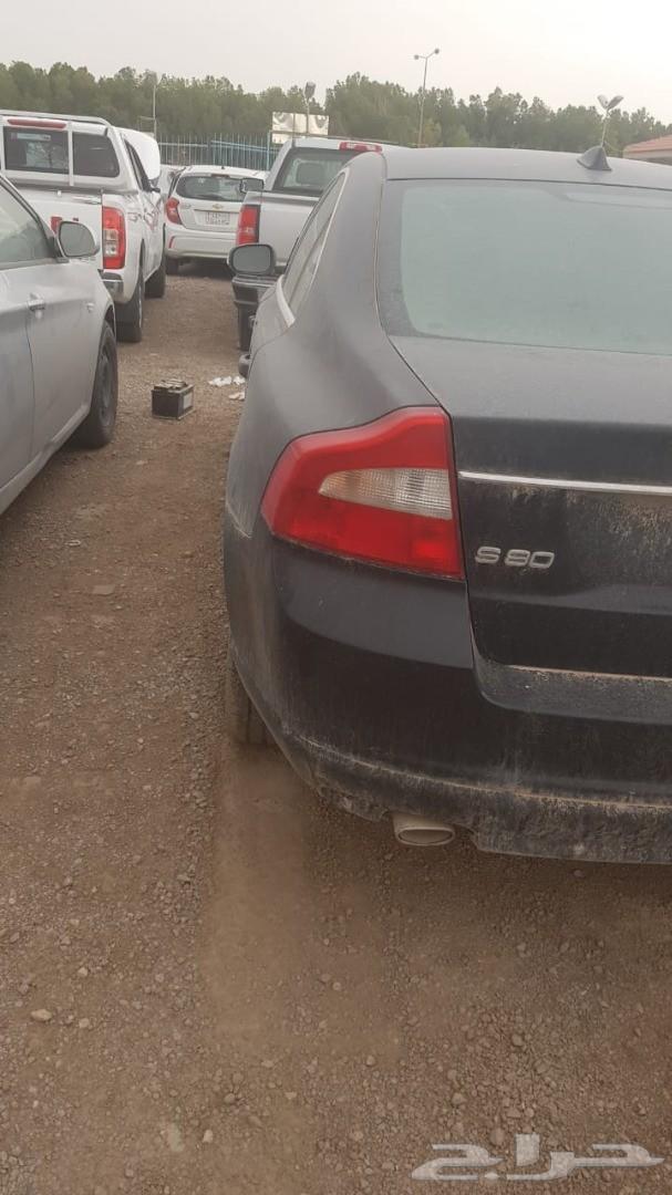 للبيع قطع غيار فولفو s80 v8 موديل 2007