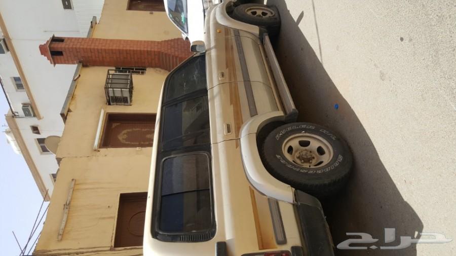 جيب صالون 97تشليح او سيارة مزرعه