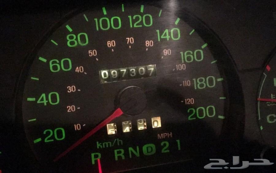 فورد جراند ماركيز 2001 رجيع سابق ( مباع )