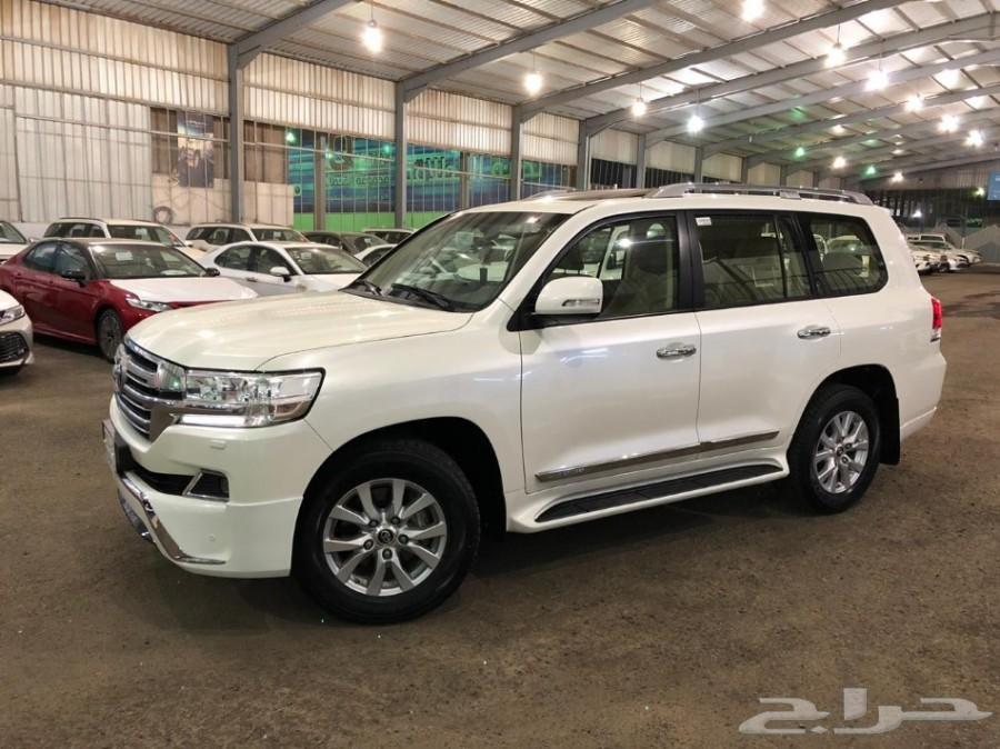 لاندكروزر GXR3 V8 2017