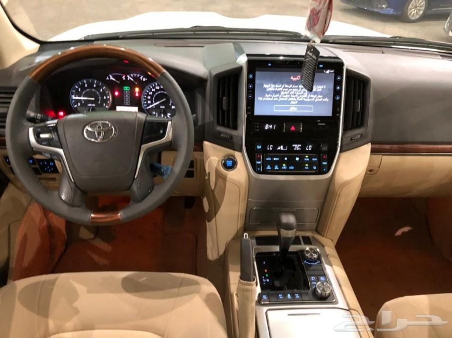 لاندكروزر GXR3 V8 2017