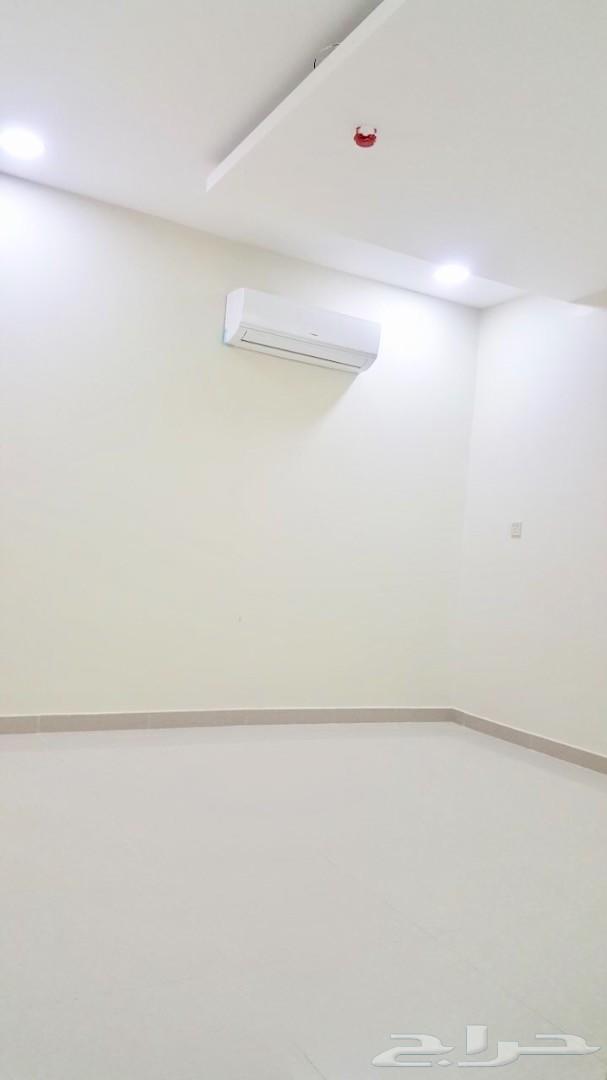 ديوانيات وشقق عزاب جديدة مكيفة