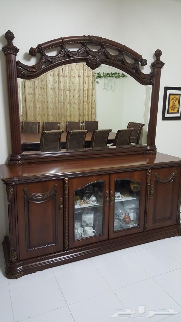 طقم غرفة سفرة بحجم كبير