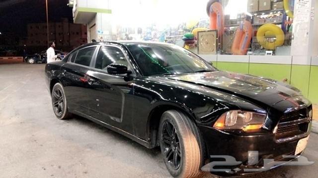 تشارجر 2014 سعودي الموتر جديد وملمع ومظلل 3m