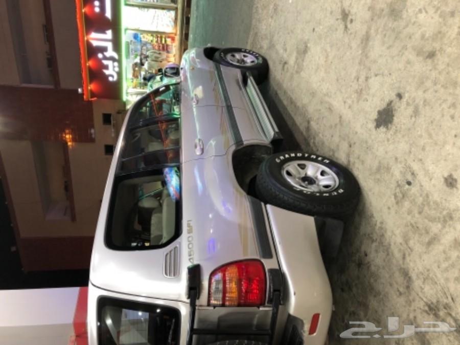 جيب لاندكروزر 2000 Gxr
