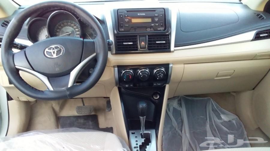 تويوتا يارس 2015