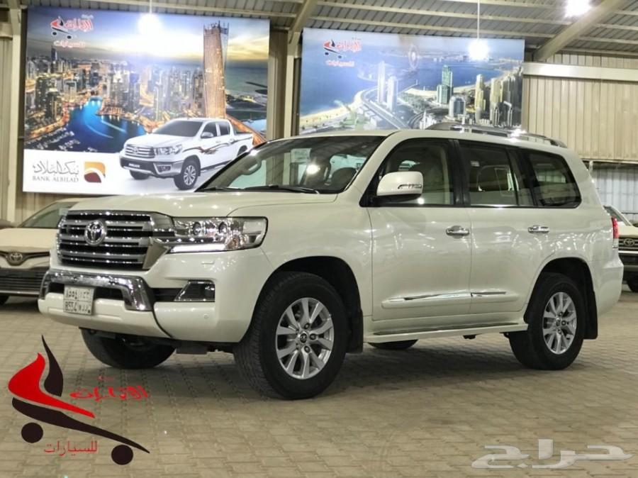 لاندكروزر GXR3 عبداللطيف جميل2016