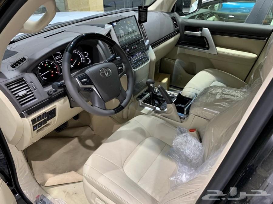 تويوتا لاندكروزر 2019 VXR1 5.7 V8 (سعودي)