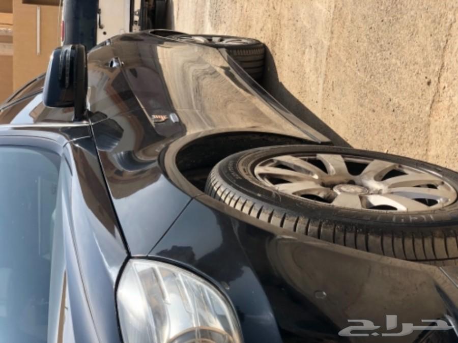 مرسيدس E350 اسود 2010