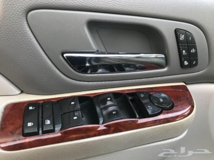تاهو LTZ لؤلؤي 2010 لوحة مميزة