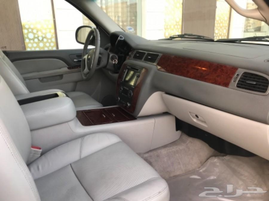 تاهو LTZ لؤلؤي 2010 لوحة مميزة
