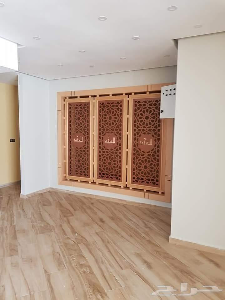 نجار ديكورفك وتركيب وصيانه غرف وابواب