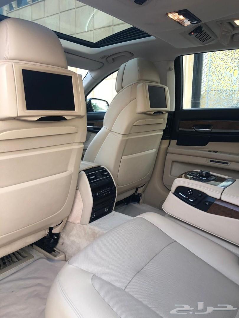 بي ام دبليو 750Li