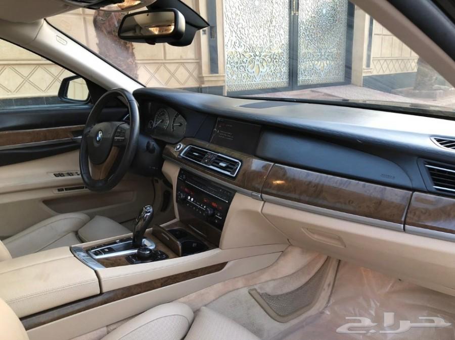 بي ام دبليو 750Li