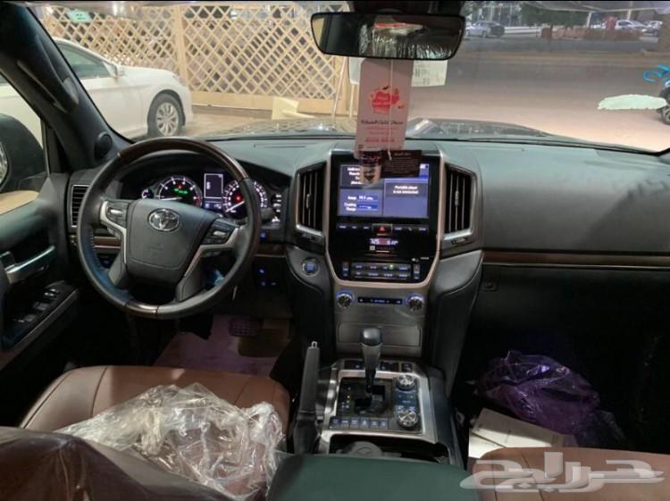 تويوتالاندكروزر VXR3لادار شنطه كهرب2017