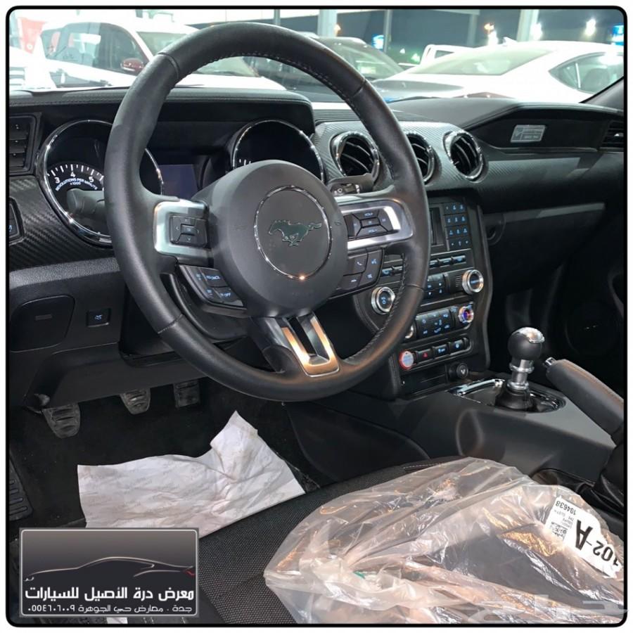 فورد موستينج V6 قير عادي . جديده . 2017