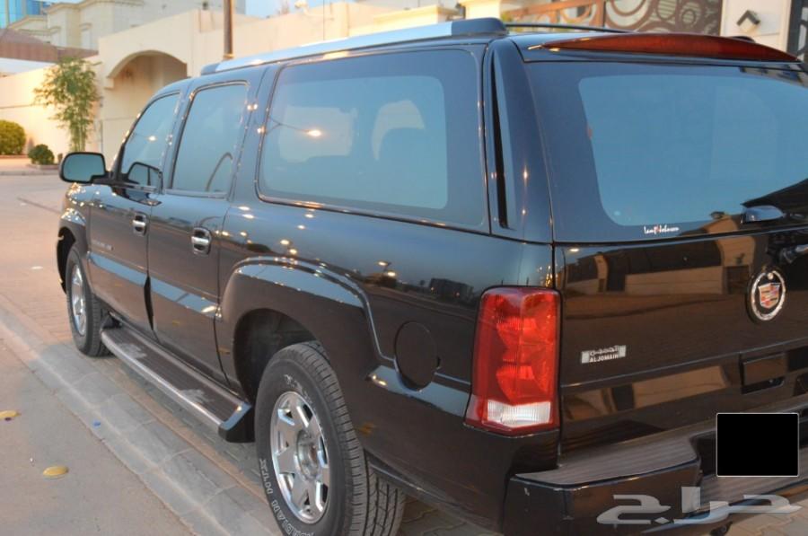 كالديلاك 2005 نظيف لون أسود ملكي -- تم البيع