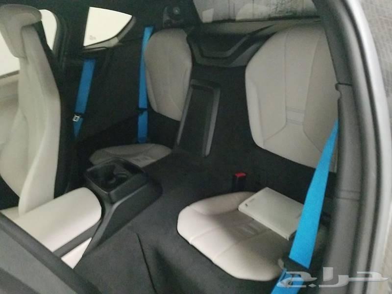 2015 BMW I8 هايبرد تيربو