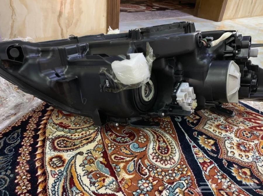 شمعات لكزس امامية اصلية (وكالة) ES350