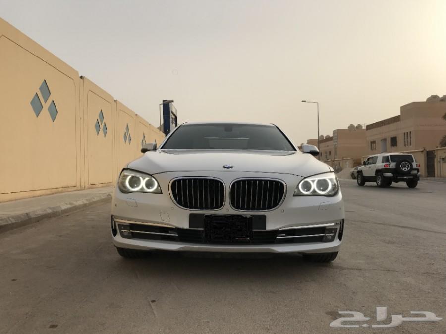 - BMW 730Li