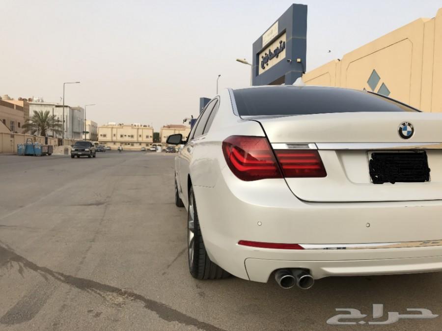 - BMW 730Li