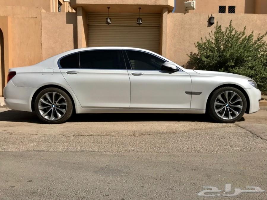 - BMW 730Li