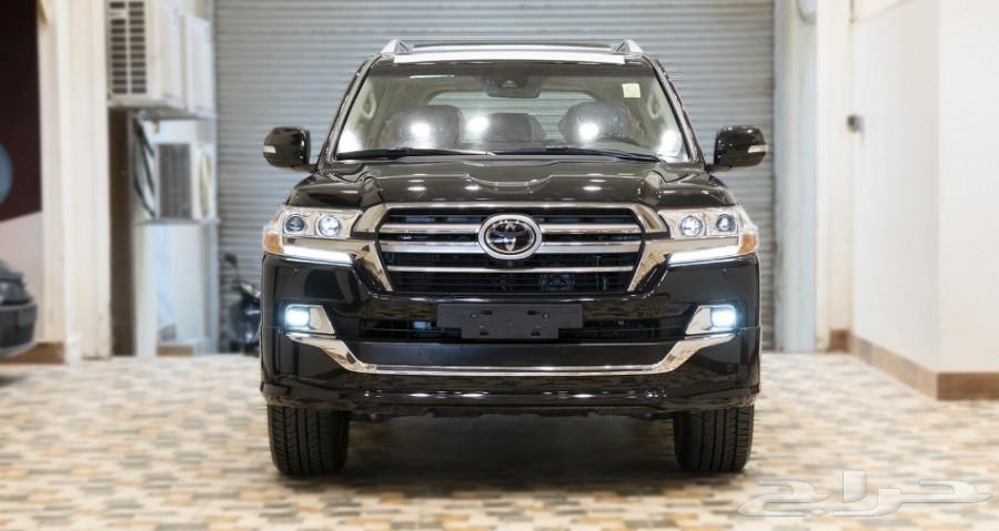 لاندكروزر VX-S موديل 2019 بسعر 313000ريال