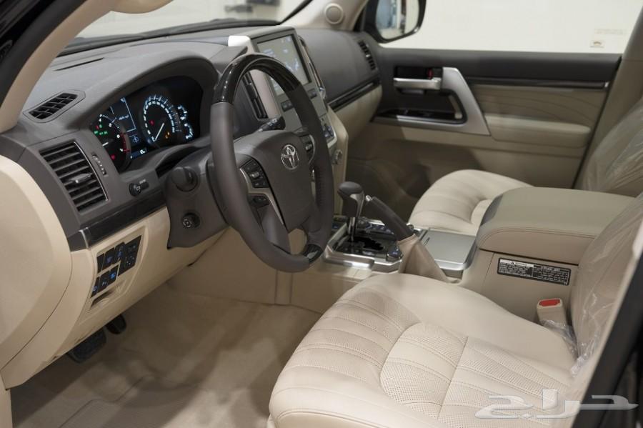 لاندكروزر VX-S موديل 2019 بسعر 313000ريال