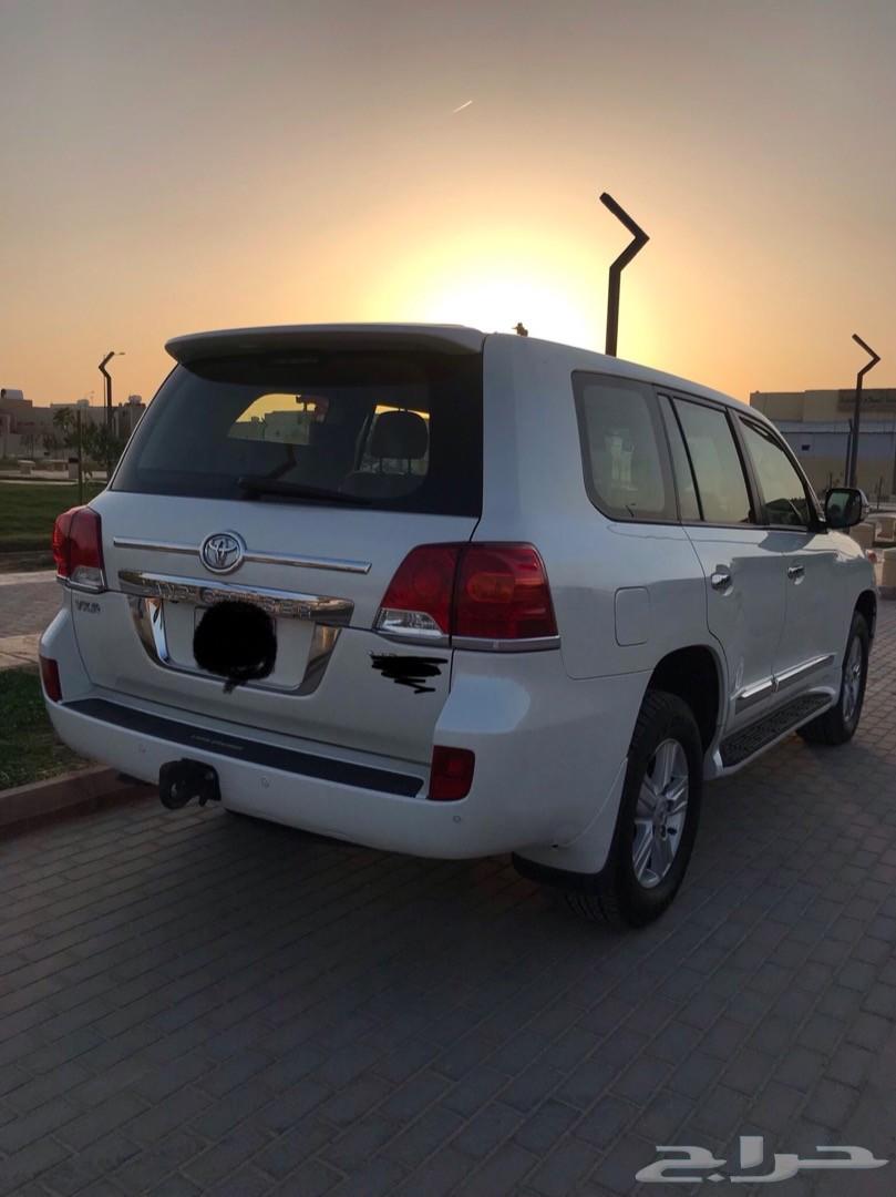 للبيع VXR أبيض مديل 2013