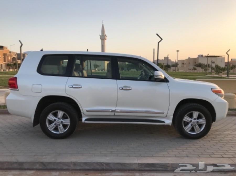 للبيع VXR أبيض مديل 2013